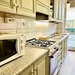 Sailor House Arona
