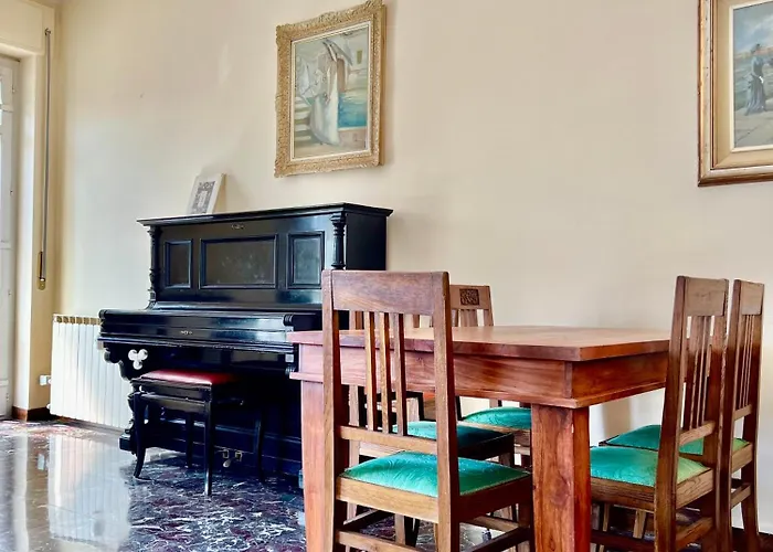 Sailor House 아파트 *